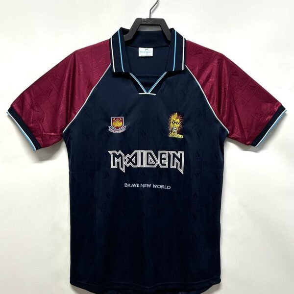 Retro West Ham United 1999 home game