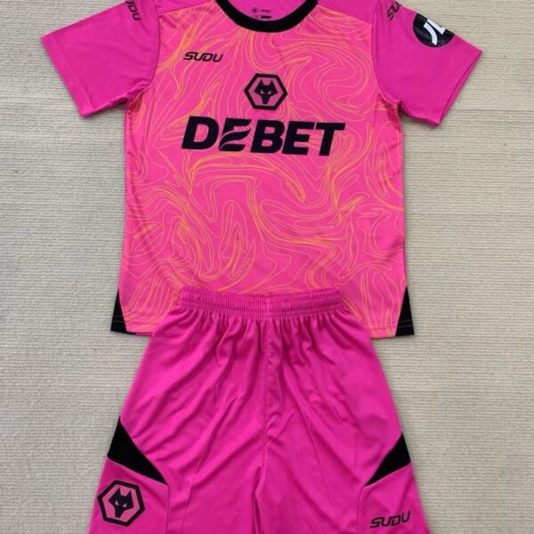 Kid Size Wolverhampton Wanderers pink GK Jersey