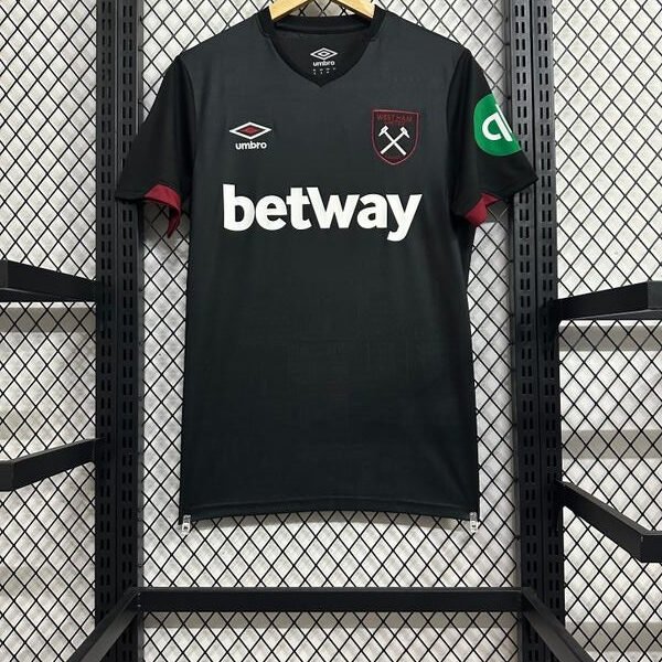 West Ham United 2024-2025 away game