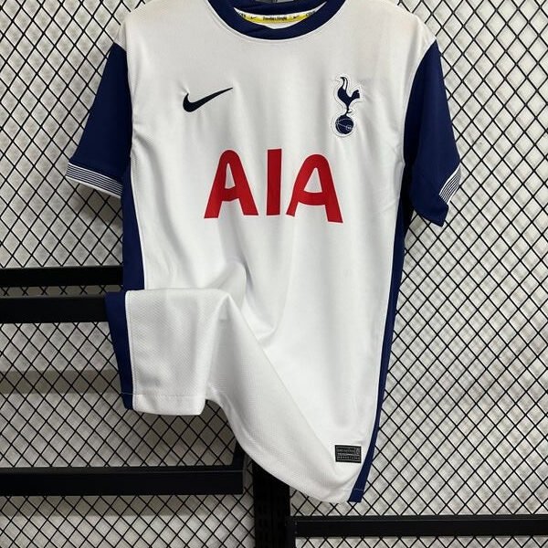 Tottenham Hotspur 2024-2025 home game