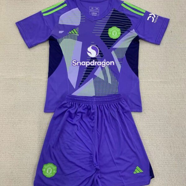 Kid Size Manchester United purple Goalkeeper