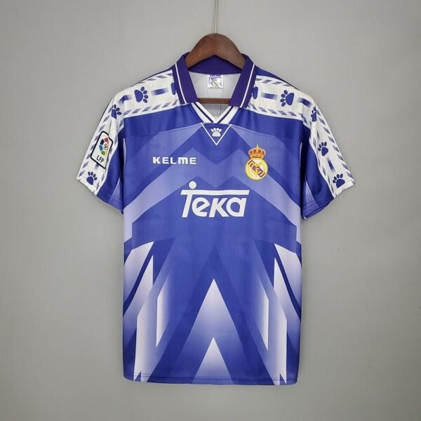 Retro Real Madrid 1996-1997 away game
