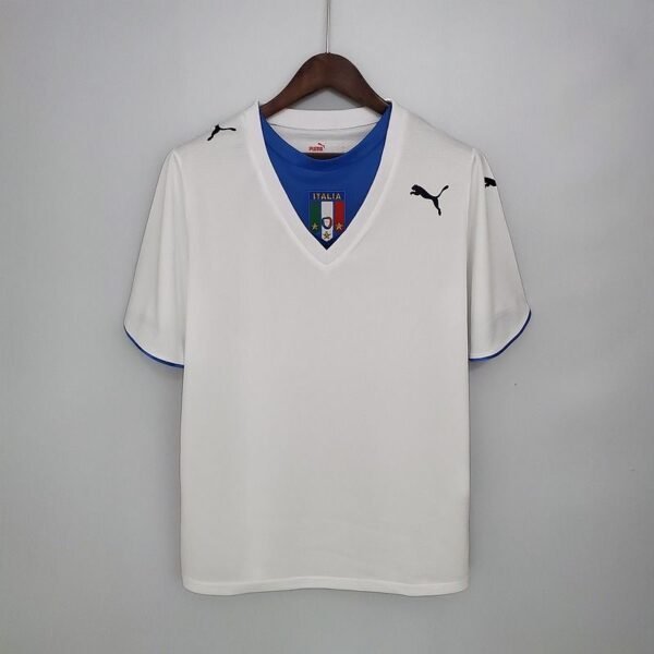 Retro Italy national 2006 away game