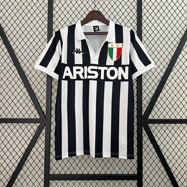 Retro Juventus 2001-2002 home