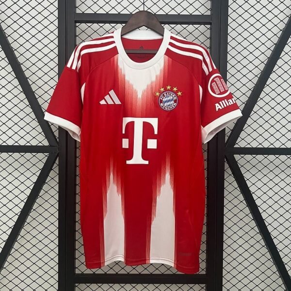 Bayern München 2025-2026 home