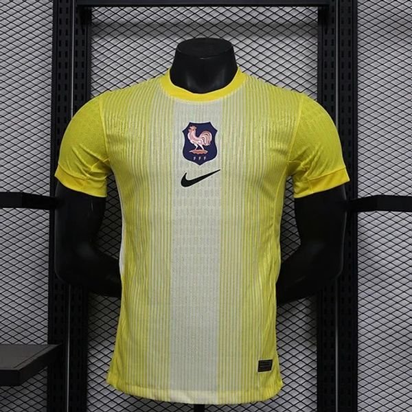 France national 2025-2026 Goalkeeper player